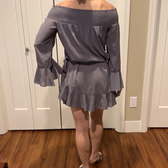 Gray Off-Shoulder Mini Dress - Picture 4 of 7